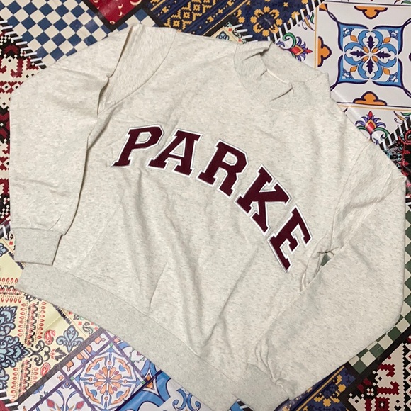 Parke Sweaters - Parke Heather Grey Mock Neck Sweatershirt with Maroon Varsity logo size L / XL